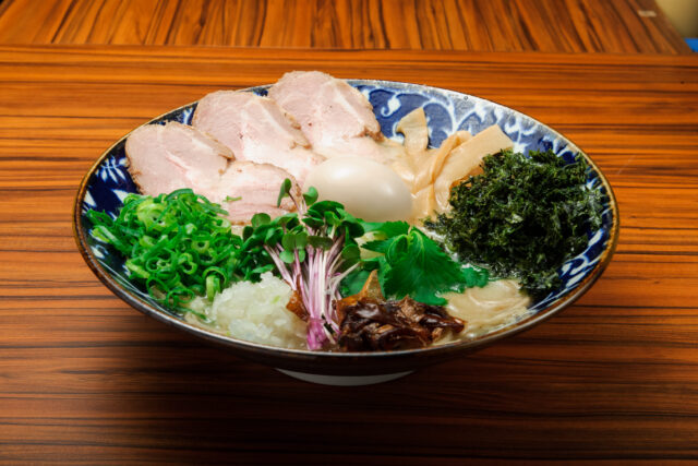 鶏そば 新里（2020年の掲載写真）